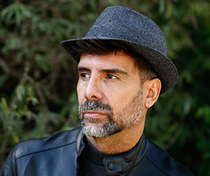 <em>Enric Rodriguez</em>